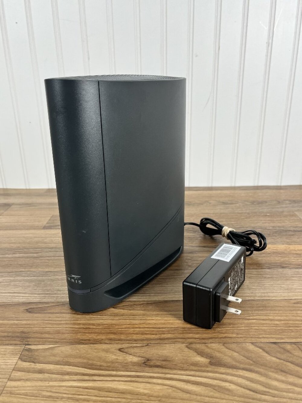 ARRIS Surfboard G34 DOCSIS 3.1 Gigabit Cable Modem and AX3000 Wi-Fi 6 Router